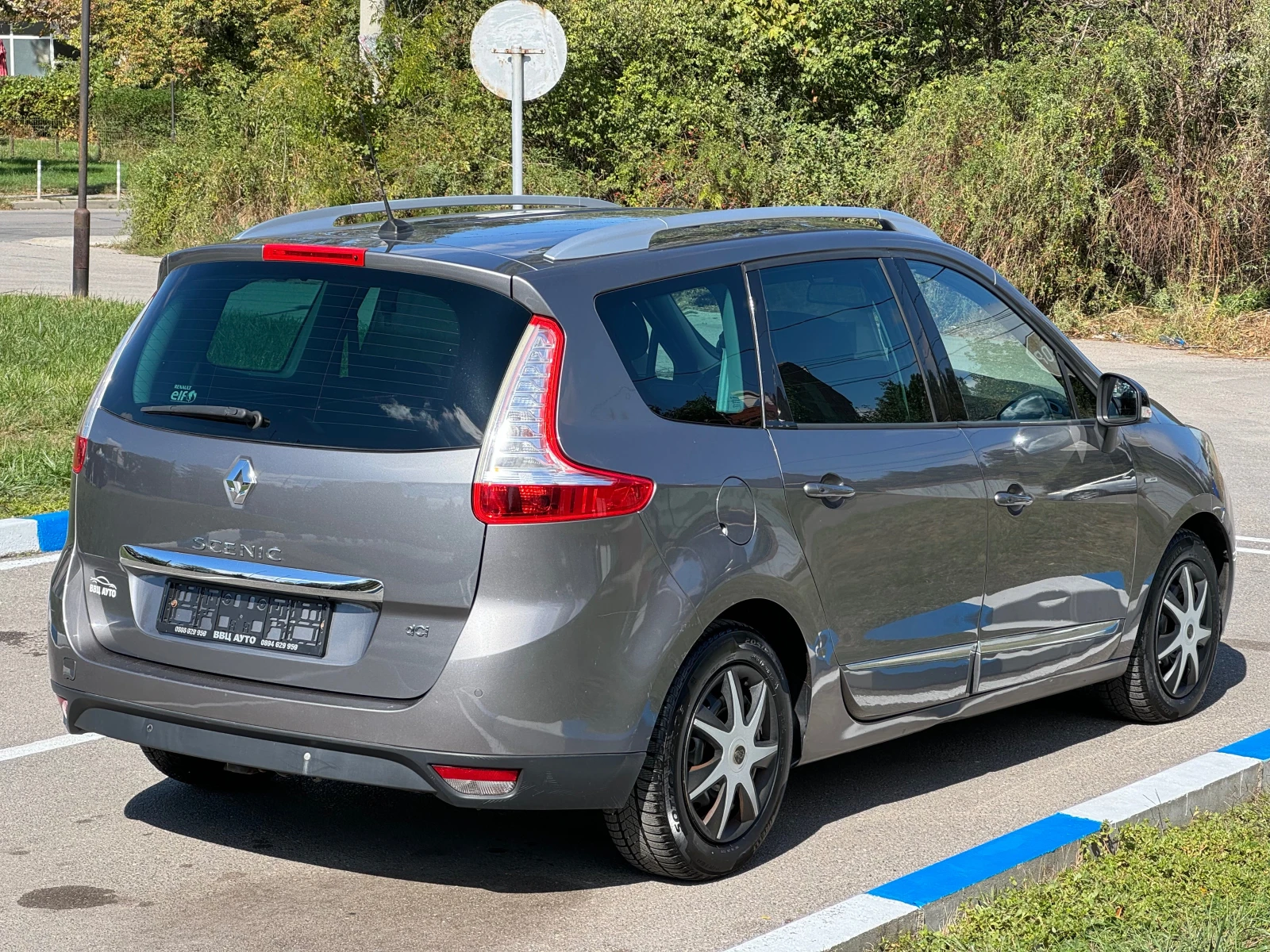 Renault Scenic 1.5DCi Автоматик - изображение 5