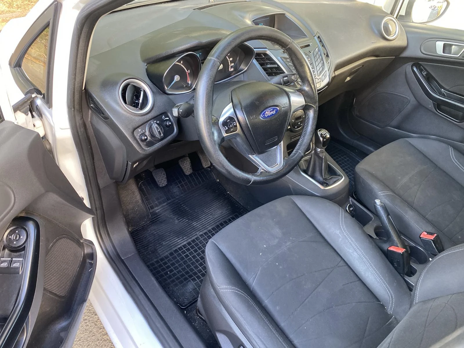 Ford Fiesta ДИЗЕЛ от МОТО ПФОЕ | Mobile.bg — изображение 11