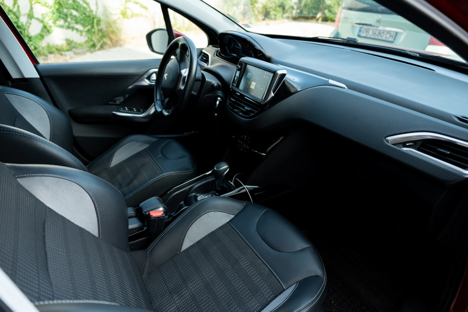 Peugeot 2008 1.2 PureTech - изображение 7