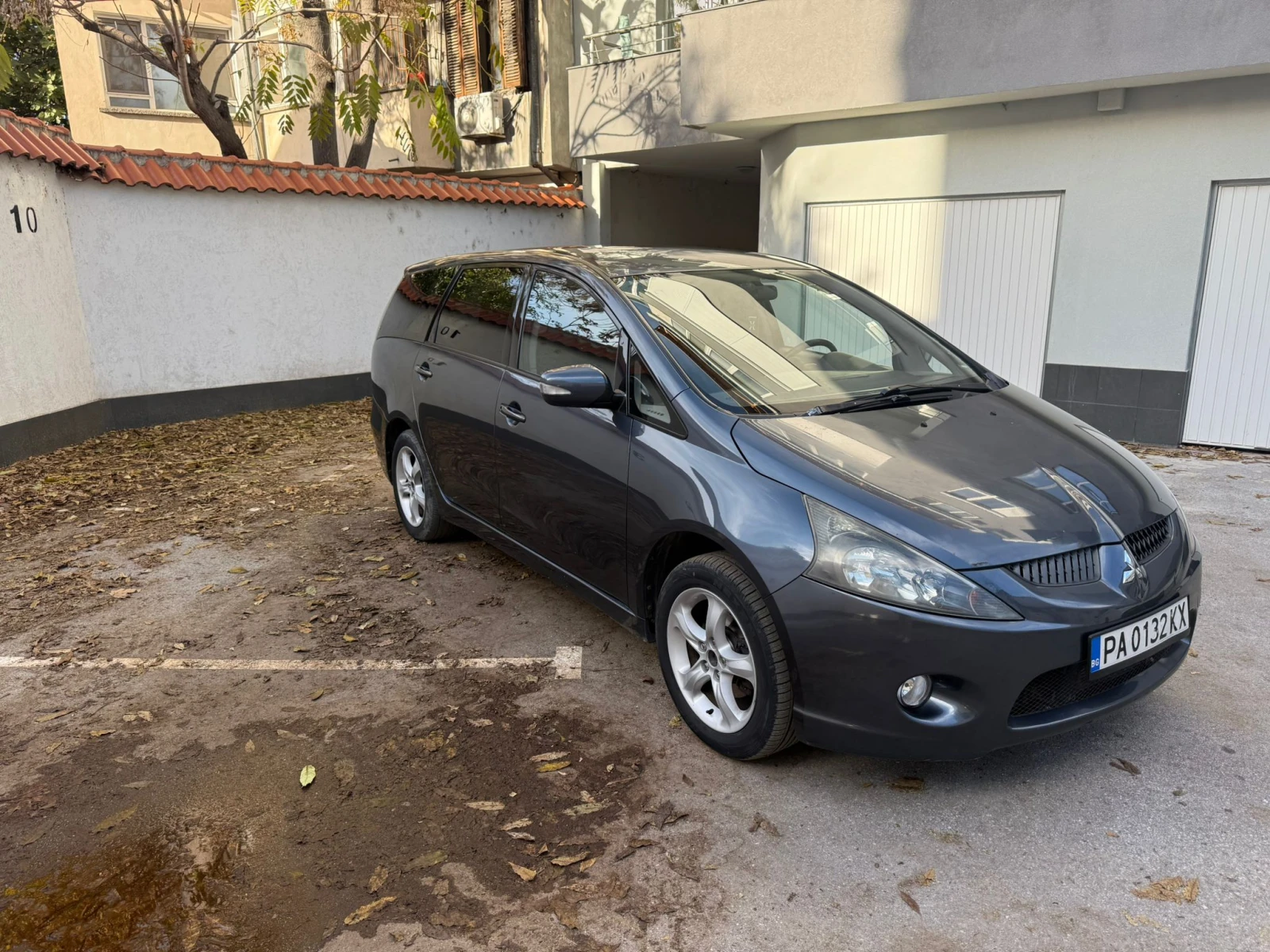 Mitsubishi Grandis  - изображение 6