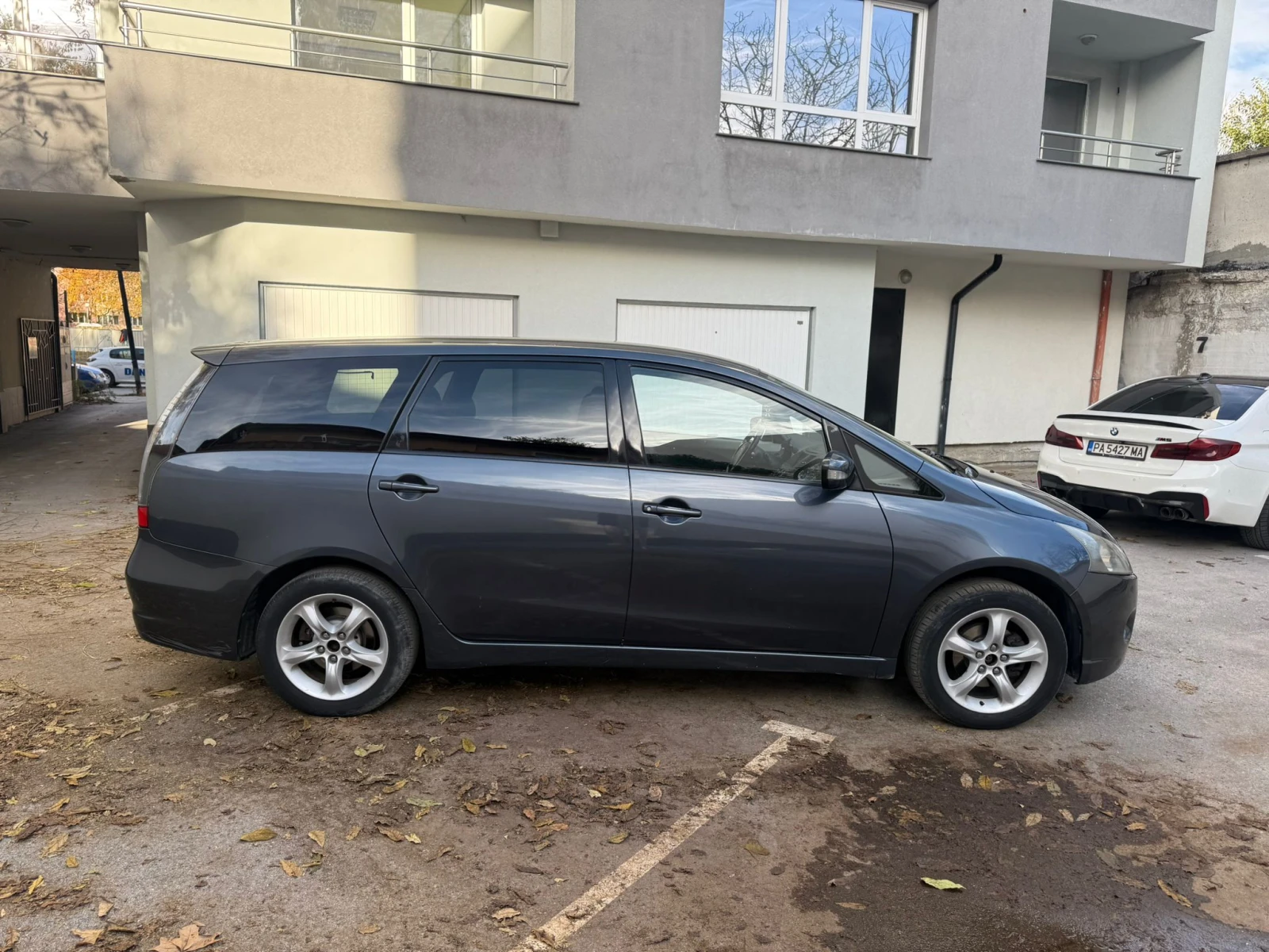 Mitsubishi Grandis  - изображение 4