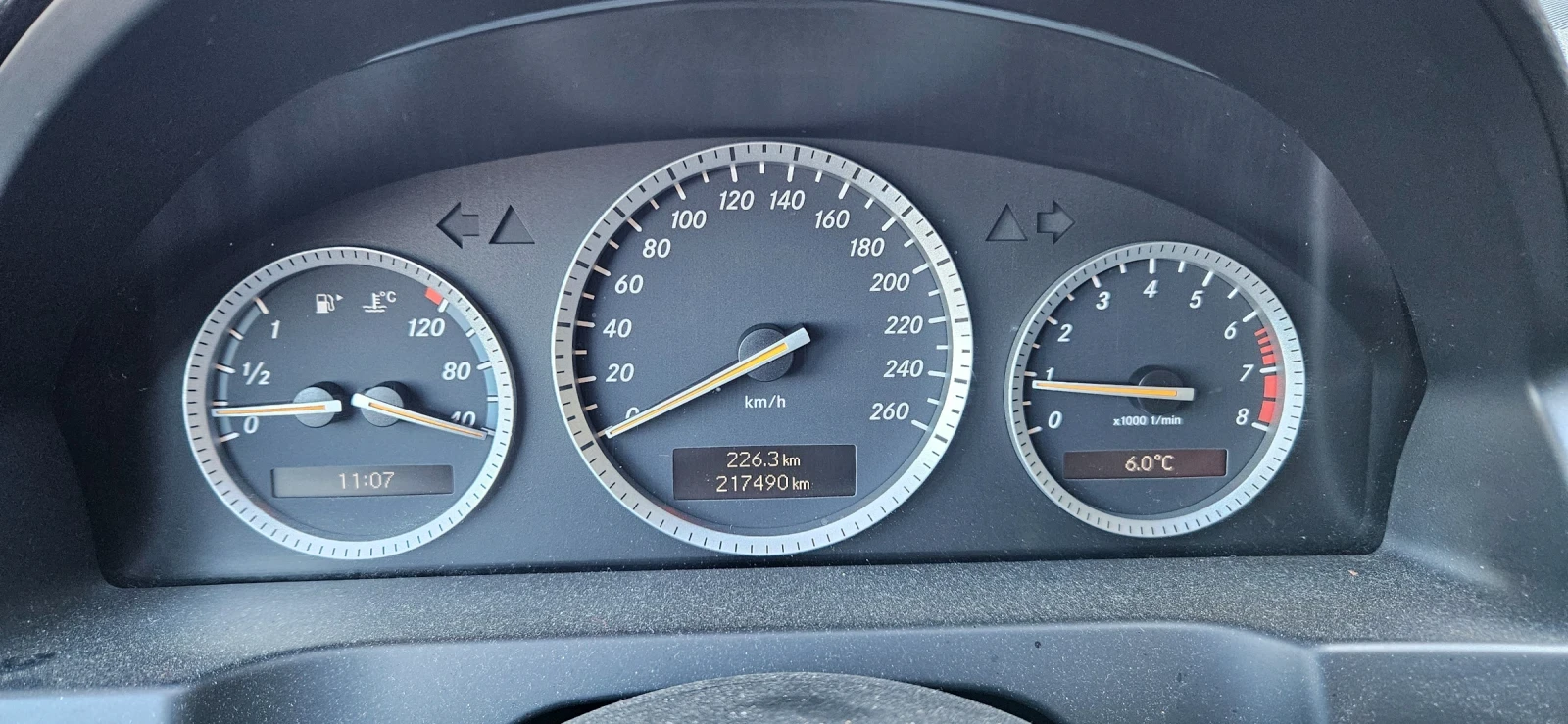 Mercedes-Benz C 280 Бензин/газ, снимка 5 - Автомобили и джипове - 53594672