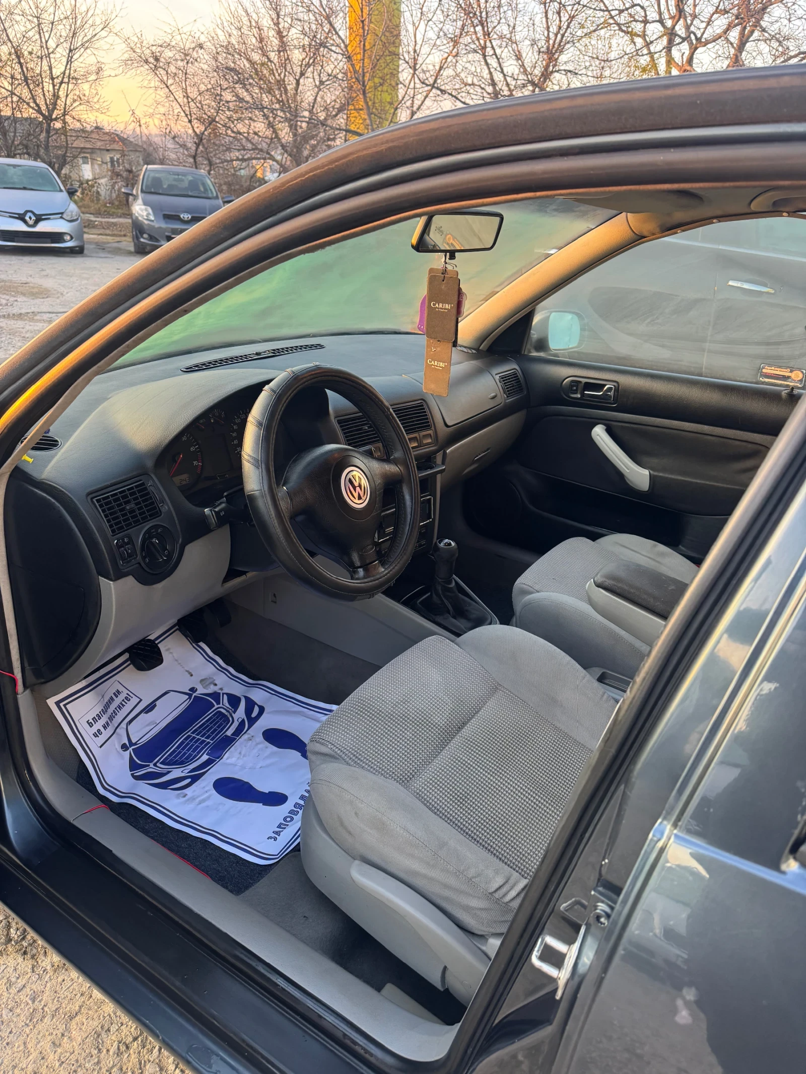 VW Golf 1.6 SR | Mobile.bg � ����������� 8