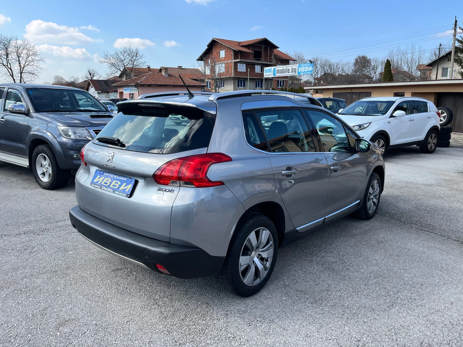 Peugeot 2008 1, 6 HDI ALLURE, снимка 13 - Автомобили и джипове - 53735329