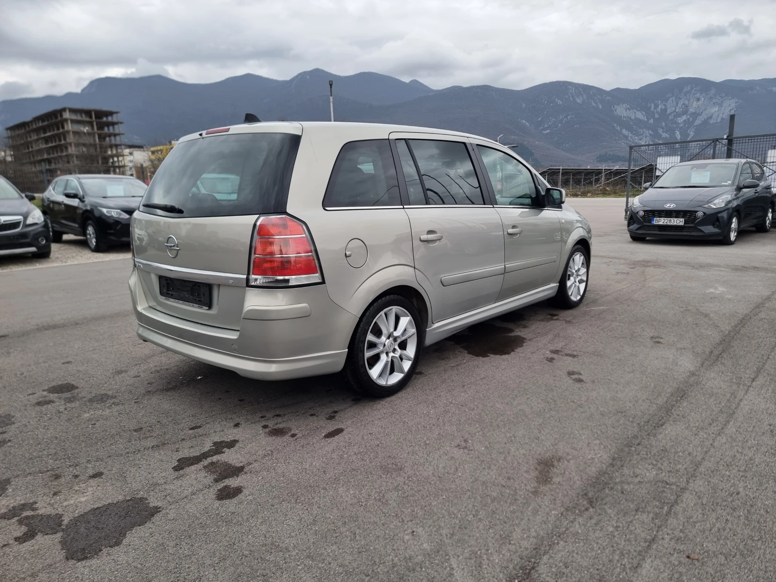 Opel Zafira 1.8I GAS FACE, снимка 7 - Автомобили и джипове - 53909221