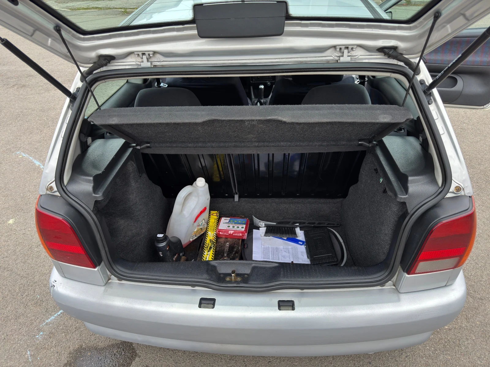 VW Polo 1.4, снимка 14 - Автомобили и джипове - 53915123