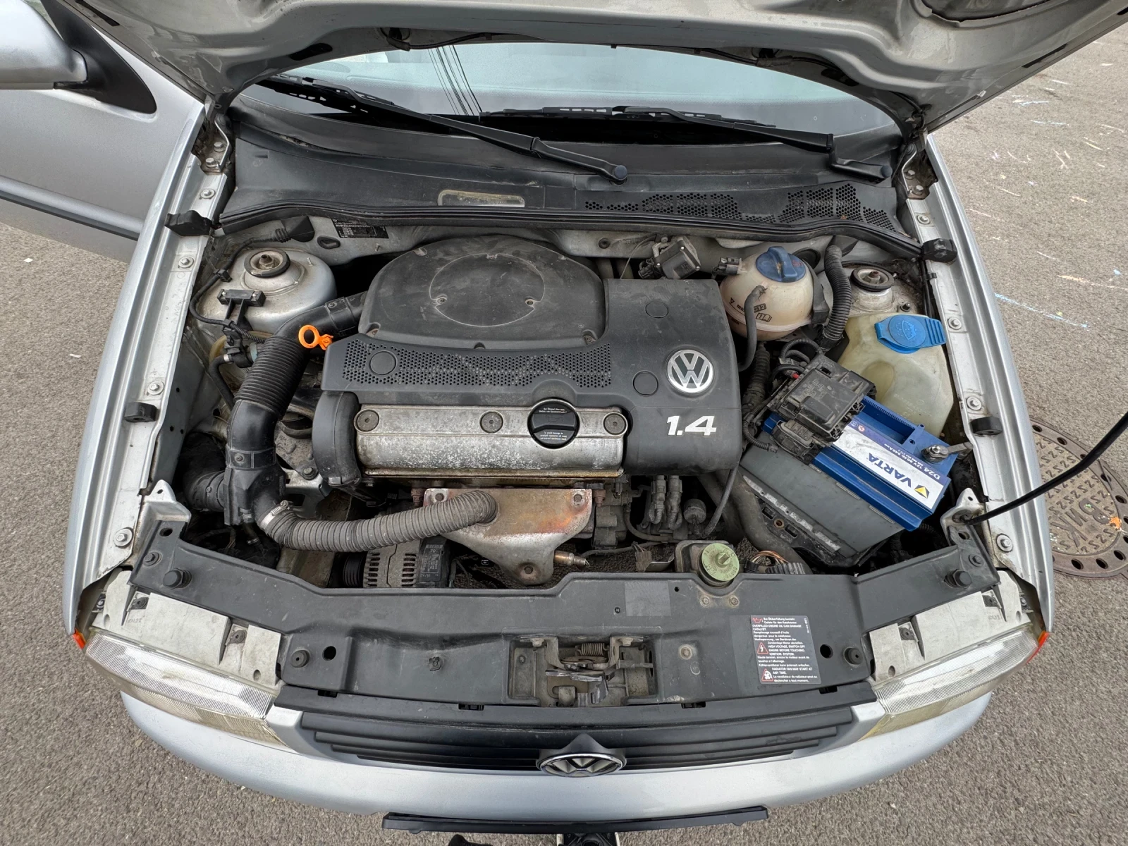 VW Polo 1.4, снимка 11 - Автомобили и джипове - 53915123