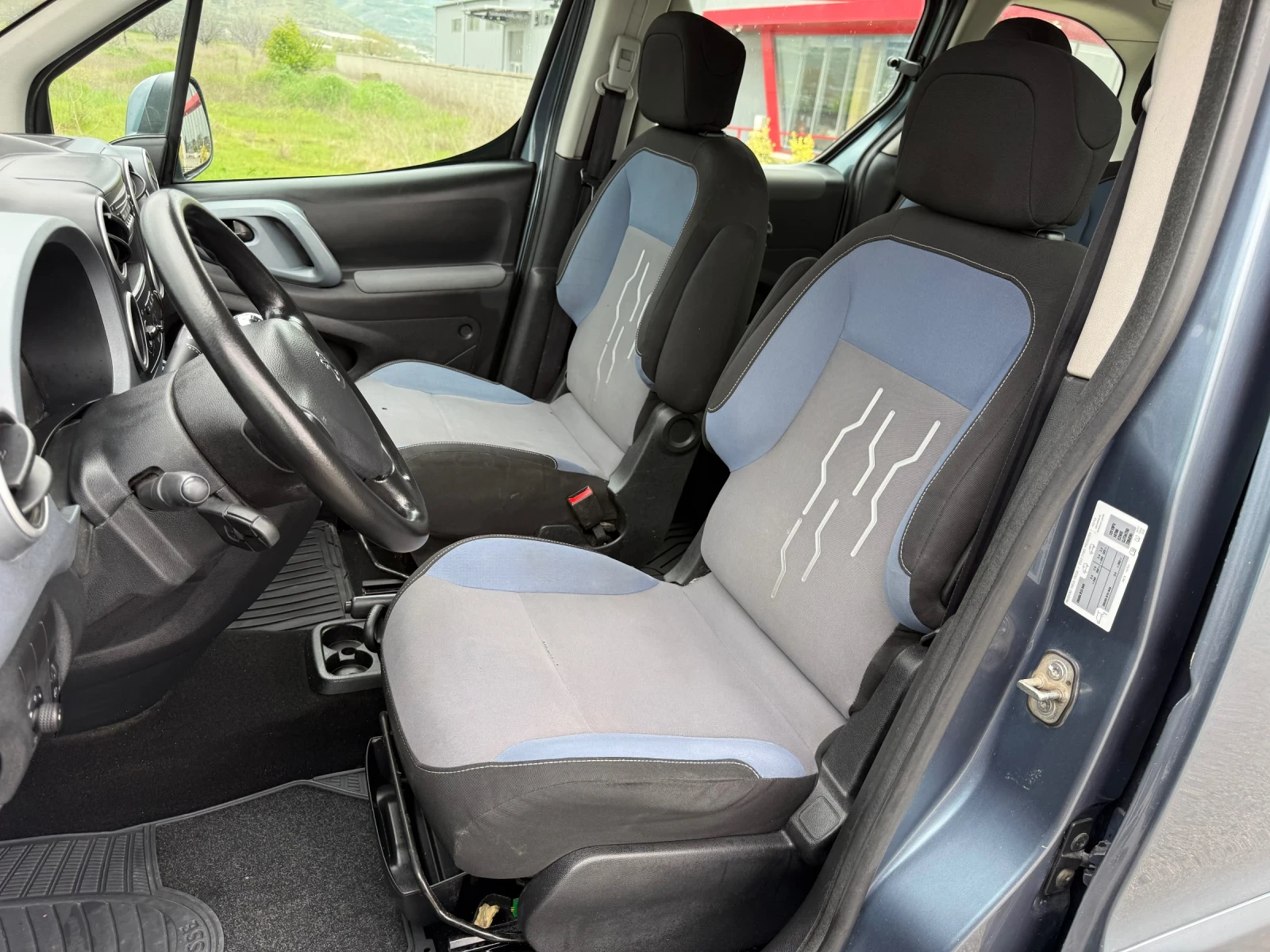 Peugeot Partner 1.6 HDI / FACELIFT / 6+ 1 / LED / CLIMA / AVTOPILO | Mobile.bg � ����������� 11