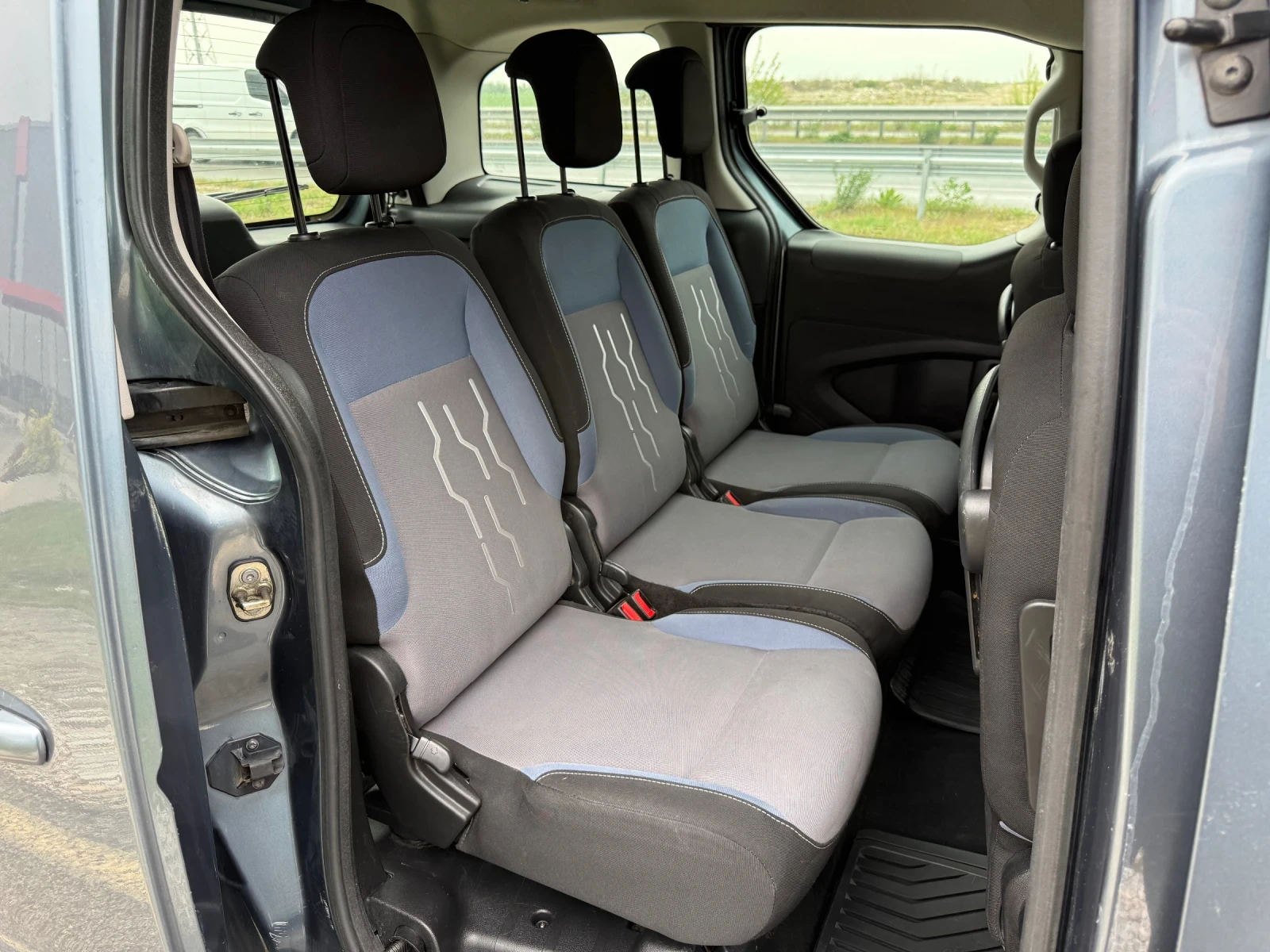 Peugeot Partner 1.6 HDI / FACELIFT / 6+ 1 / LED / CLIMA / AVTOPILO | Mobile.bg � ����������� 15