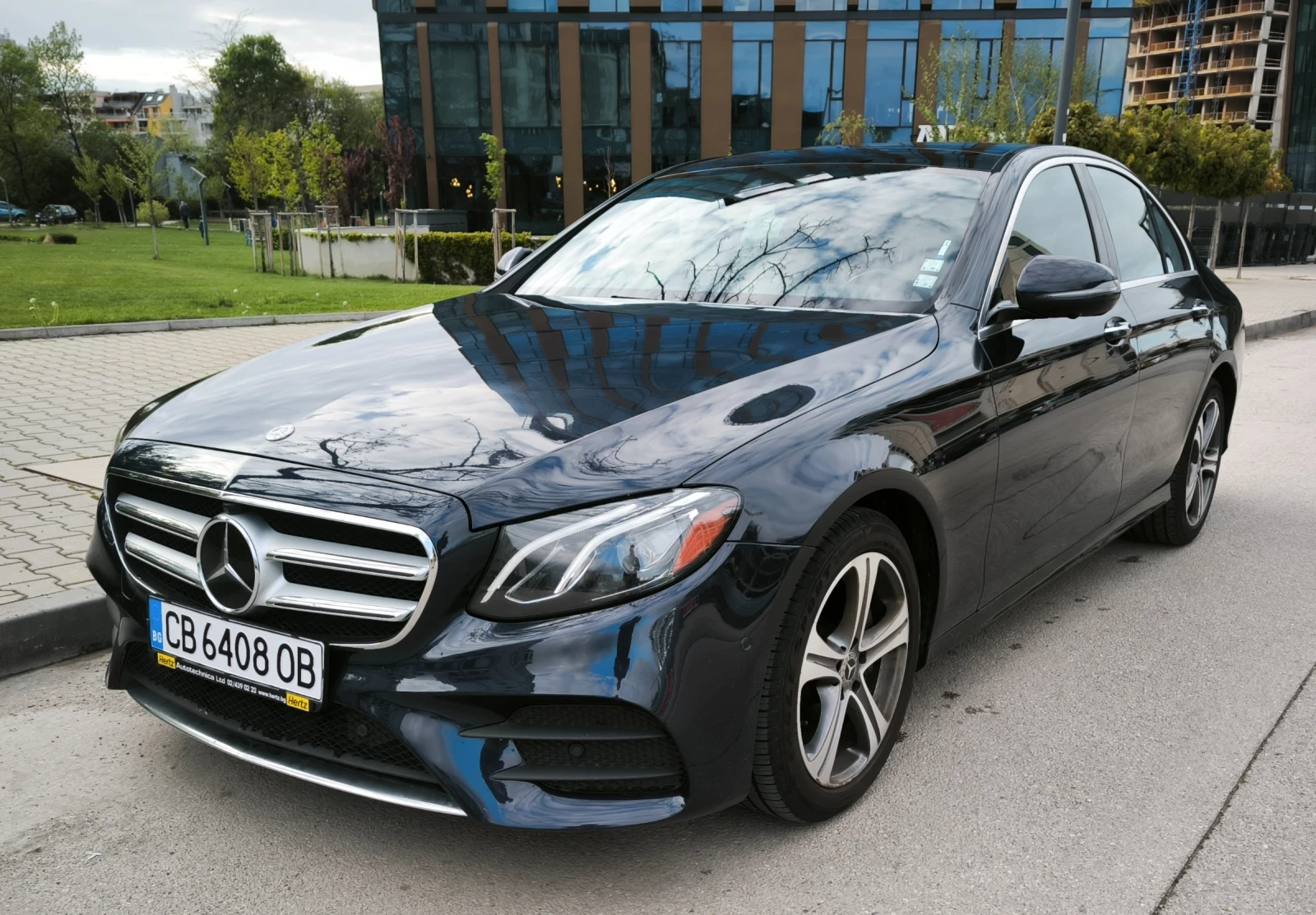 Mercedes-Benz E 300 AMG пакет, 4 matic, 360, Pano, Burmester 