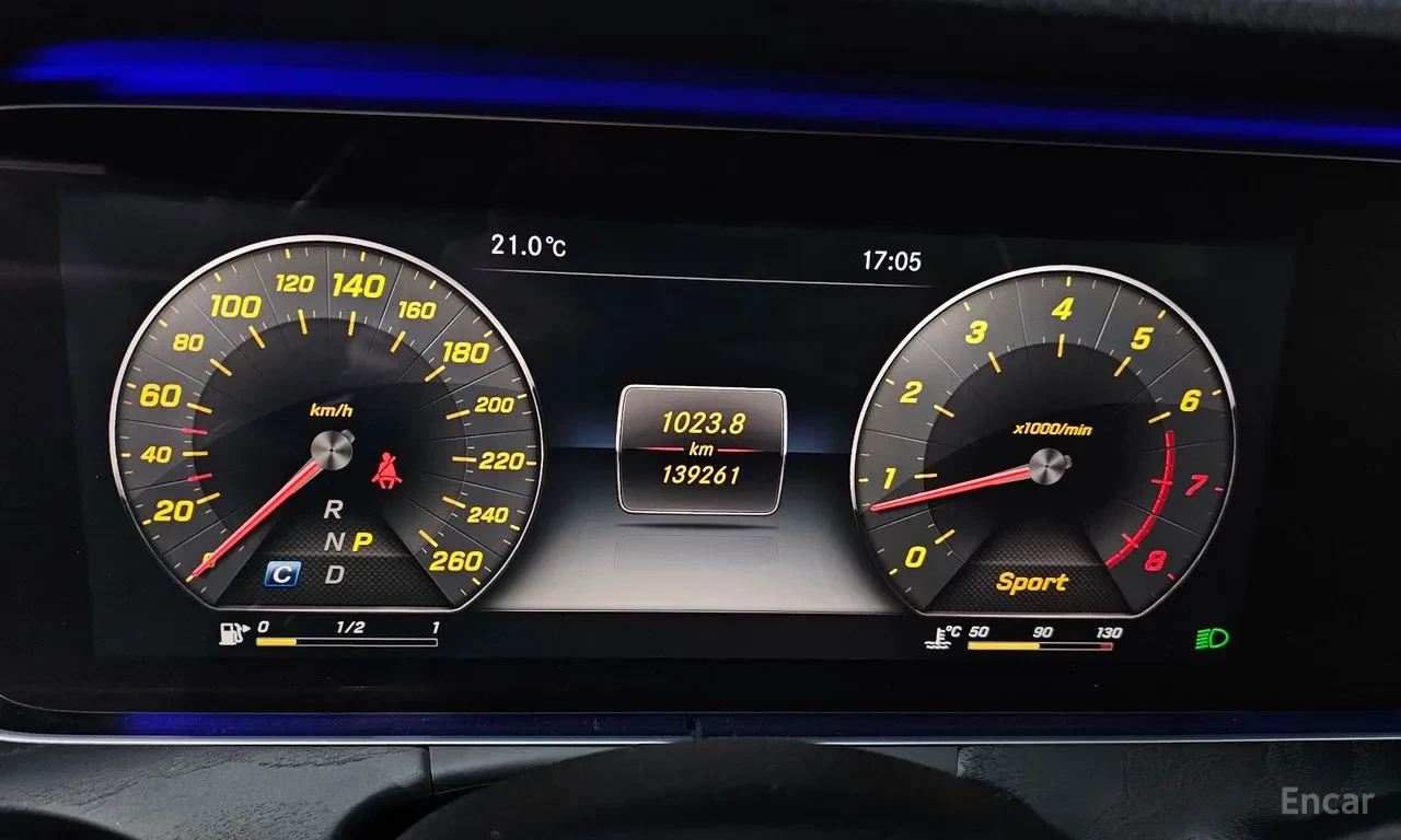 Mercedes-Benz E 300 4 Matic /DISTRONIC/360 CAM / ����� / HEAD UP/ PANO | Mobile.bg � ����������� 9