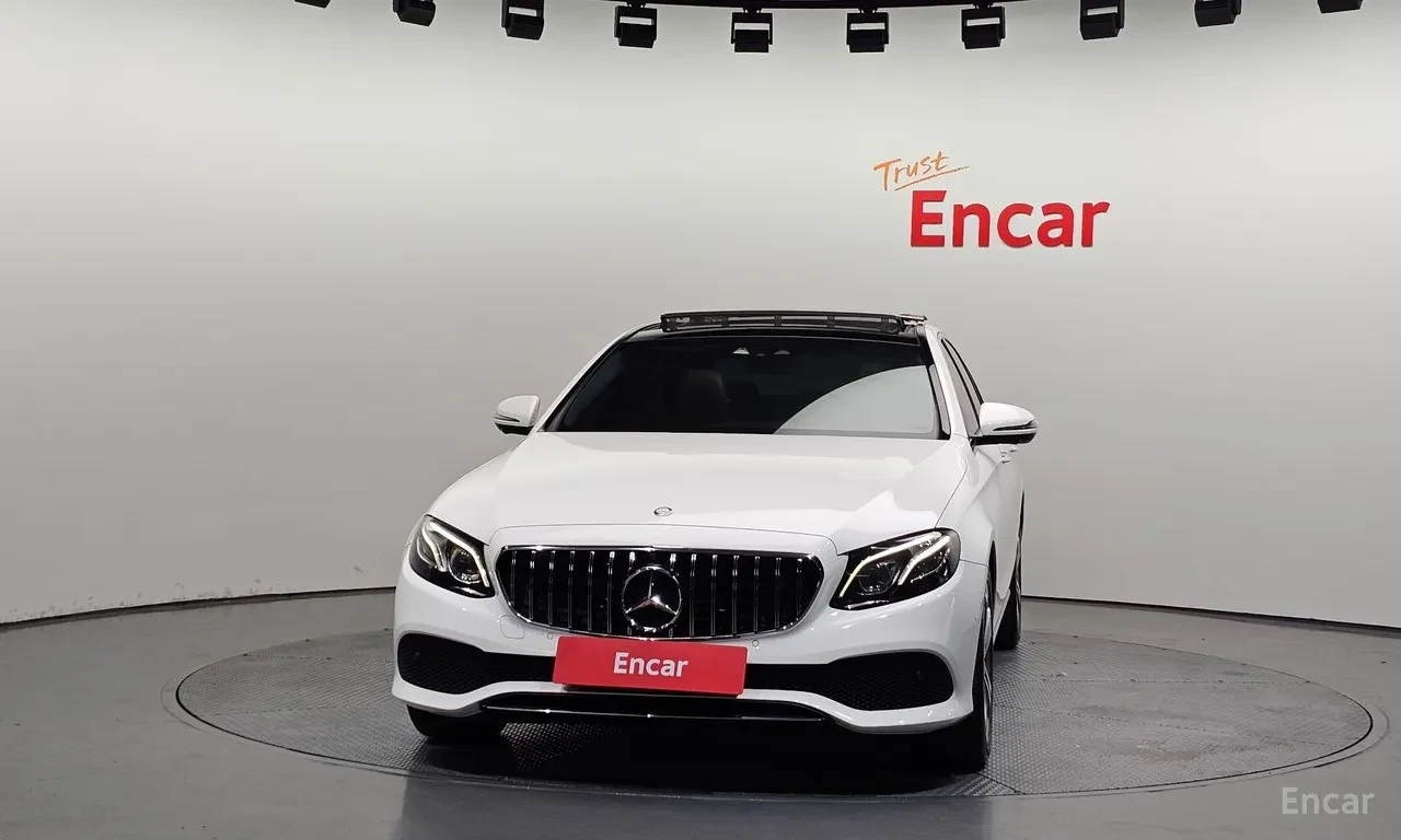 Mercedes-Benz E 300 4 Matic /DISTRONIC/360 CAM / ����� / HEAD UP/ PANO | Mobile.bg � ����������� 3