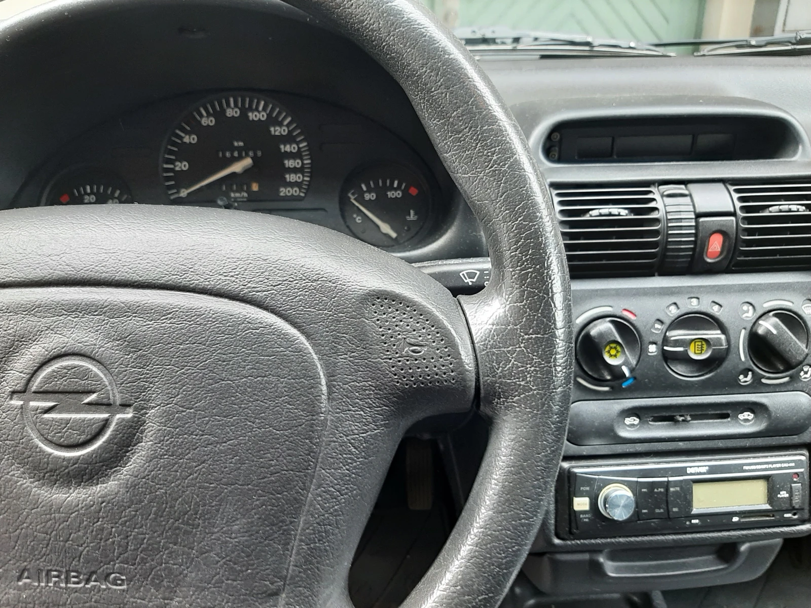 Opel Corsa 2000, снимка 6 - Автомобили и джипове - 55417615