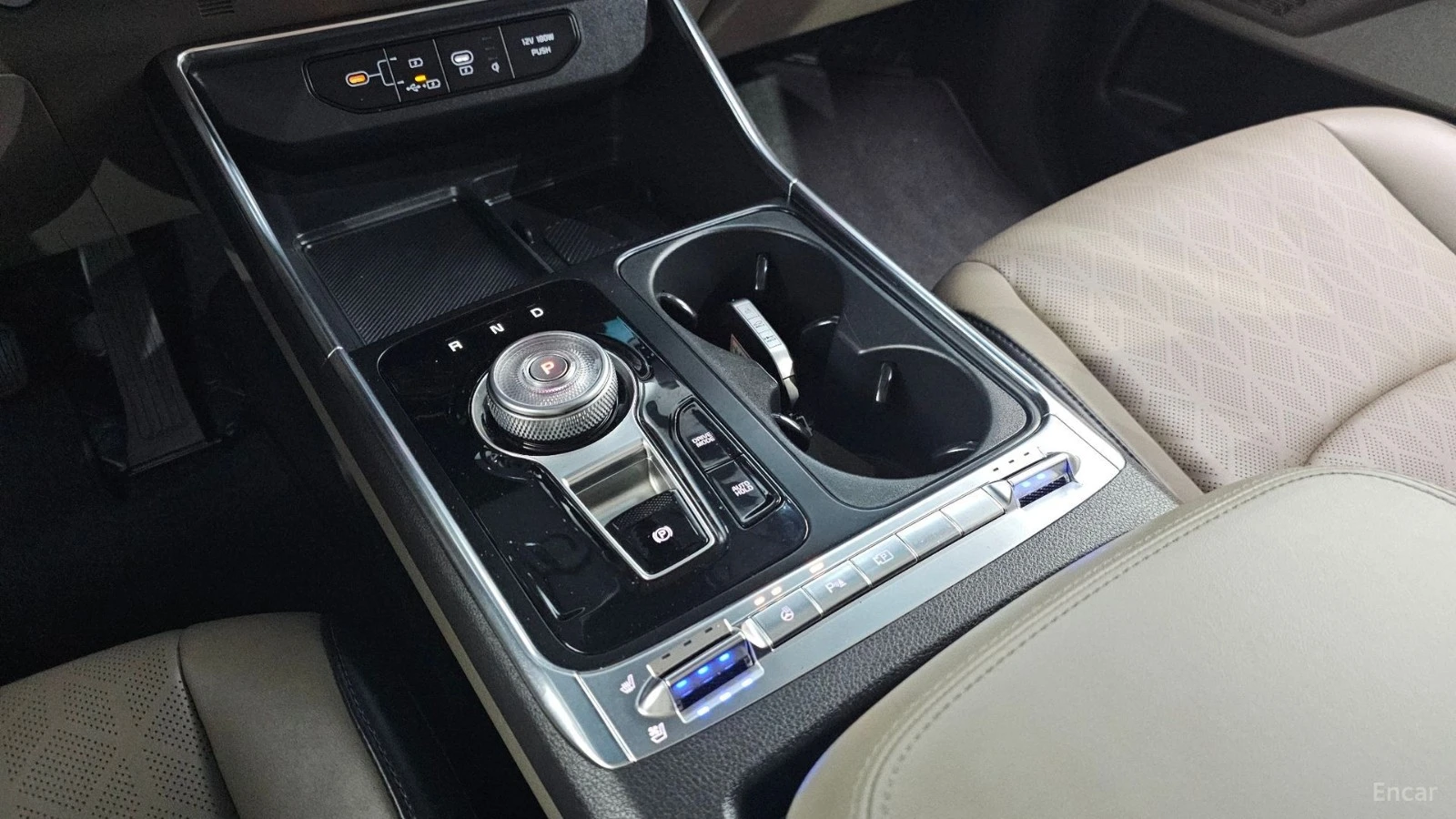 Kia Carnival HYBRID* NOBLESSE* TV* 360* HUD* ПОДГРЕВ* ОБДУХВАНЕ, снимка 8 - Автомобили и джипове - 55491542