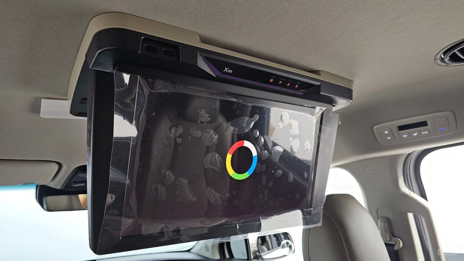 Kia Carnival HYBRID* NOBLESSE* TV* 360* HUD* ПОДГРЕВ* ОБДУХВАНЕ, снимка 15 - Автомобили и джипове - 55491542