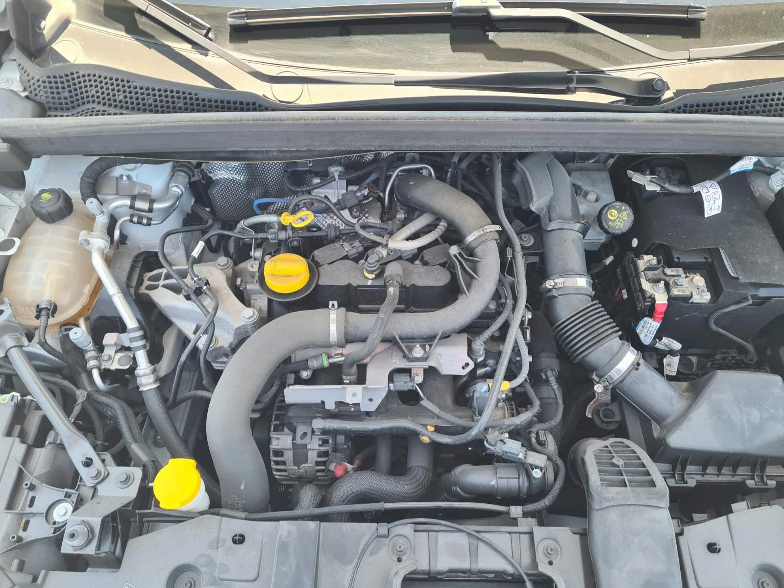 Renault Captur 1.0Turbo Navi LED Euro 6D, снимка 3 - Автомобили и джипове - 55509069