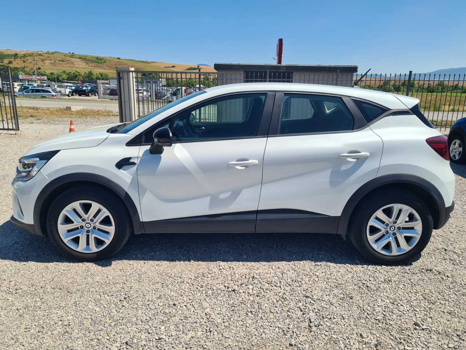 Renault Captur 1.0Turbo Navi LED Euro 6D, снимка 14 - Автомобили и джипове - 55509069
