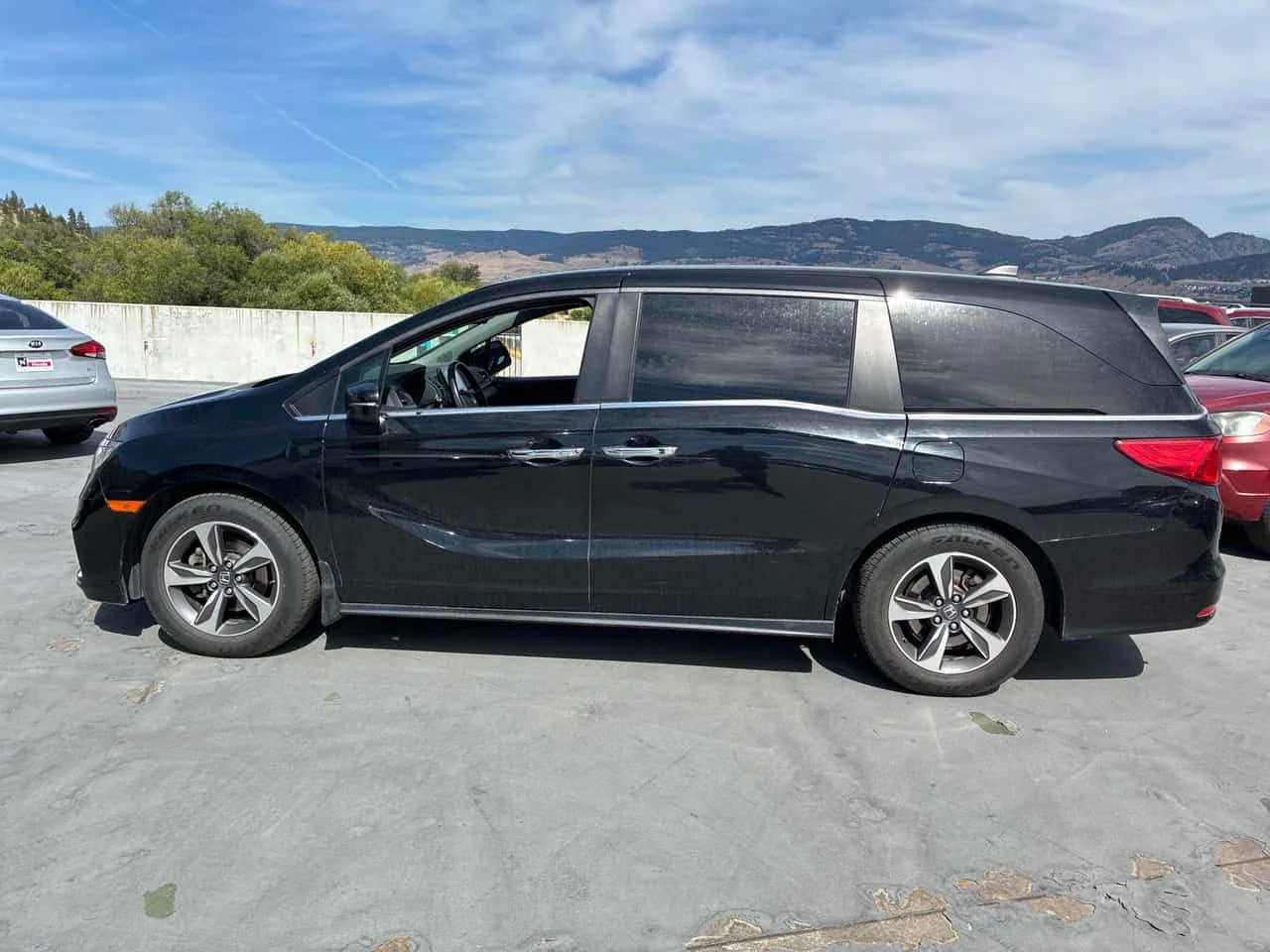 Honda Odyssey * EX L * АВТОКРЕДИТ БЕЗ ПЪРВОНАЧАЛНА ВНОСКА* , снимка 2 - Автомобили и джипове - 55538762