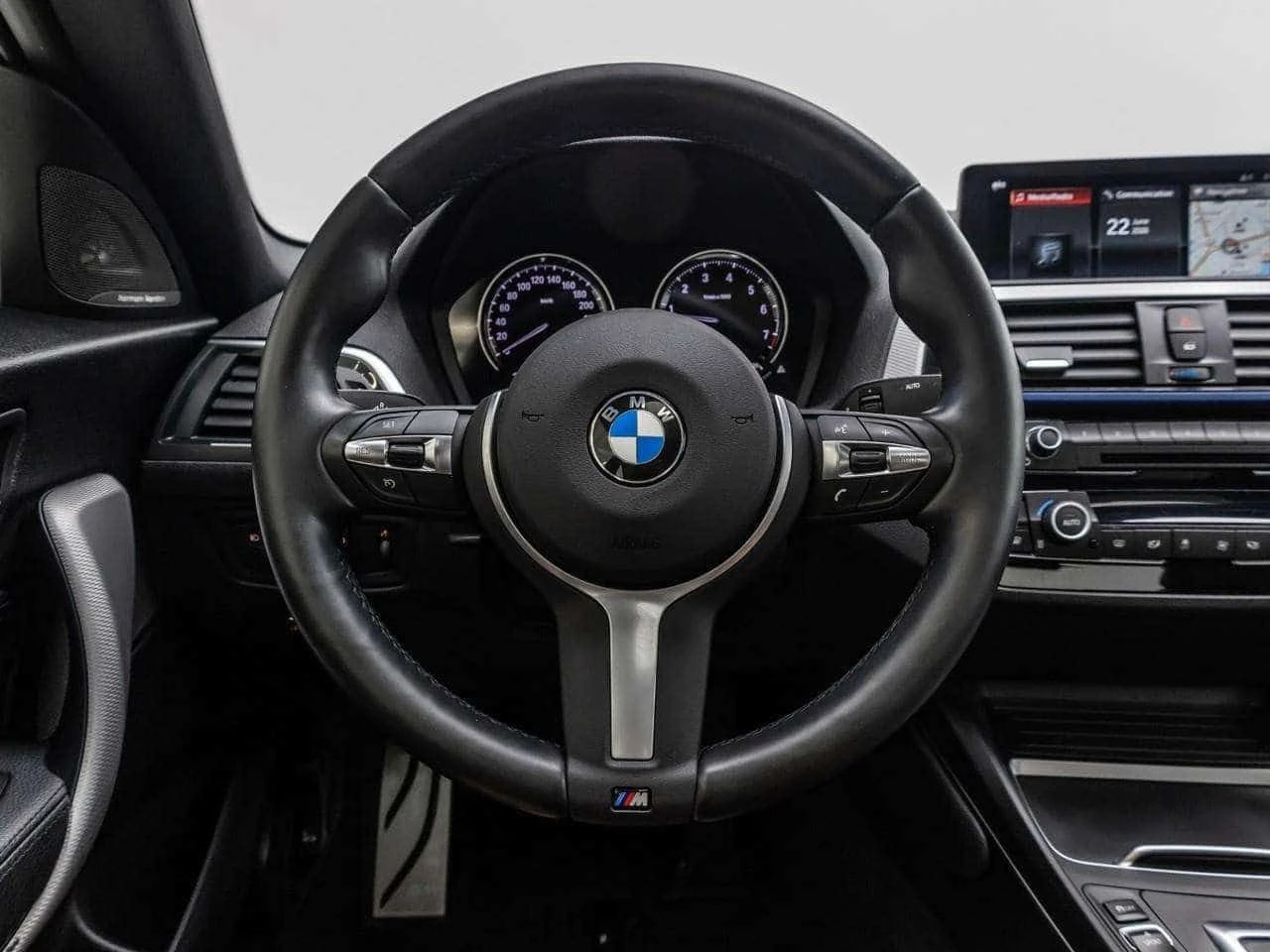 BMW 230 * i xDrive Premium Package Enhanced | M Sport, снимка 10 - Автомобили и джипове - 55723350