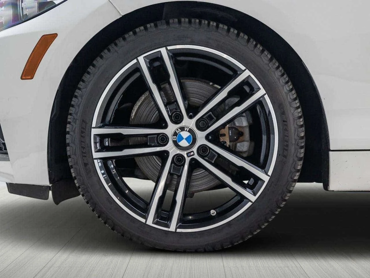 BMW 230 * i xDrive Premium Package Enhanced | M Sport, снимка 4 - Автомобили и джипове - 55723350