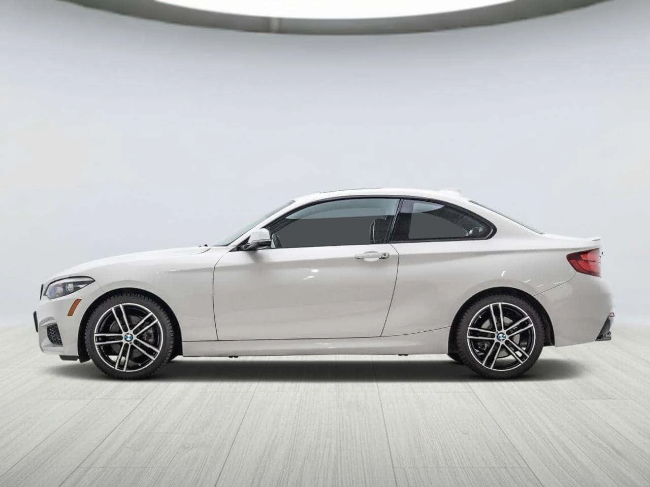 BMW 230 * i xDrive Premium Package Enhanced | M Sport, снимка 3 - Автомобили и джипове - 55723350