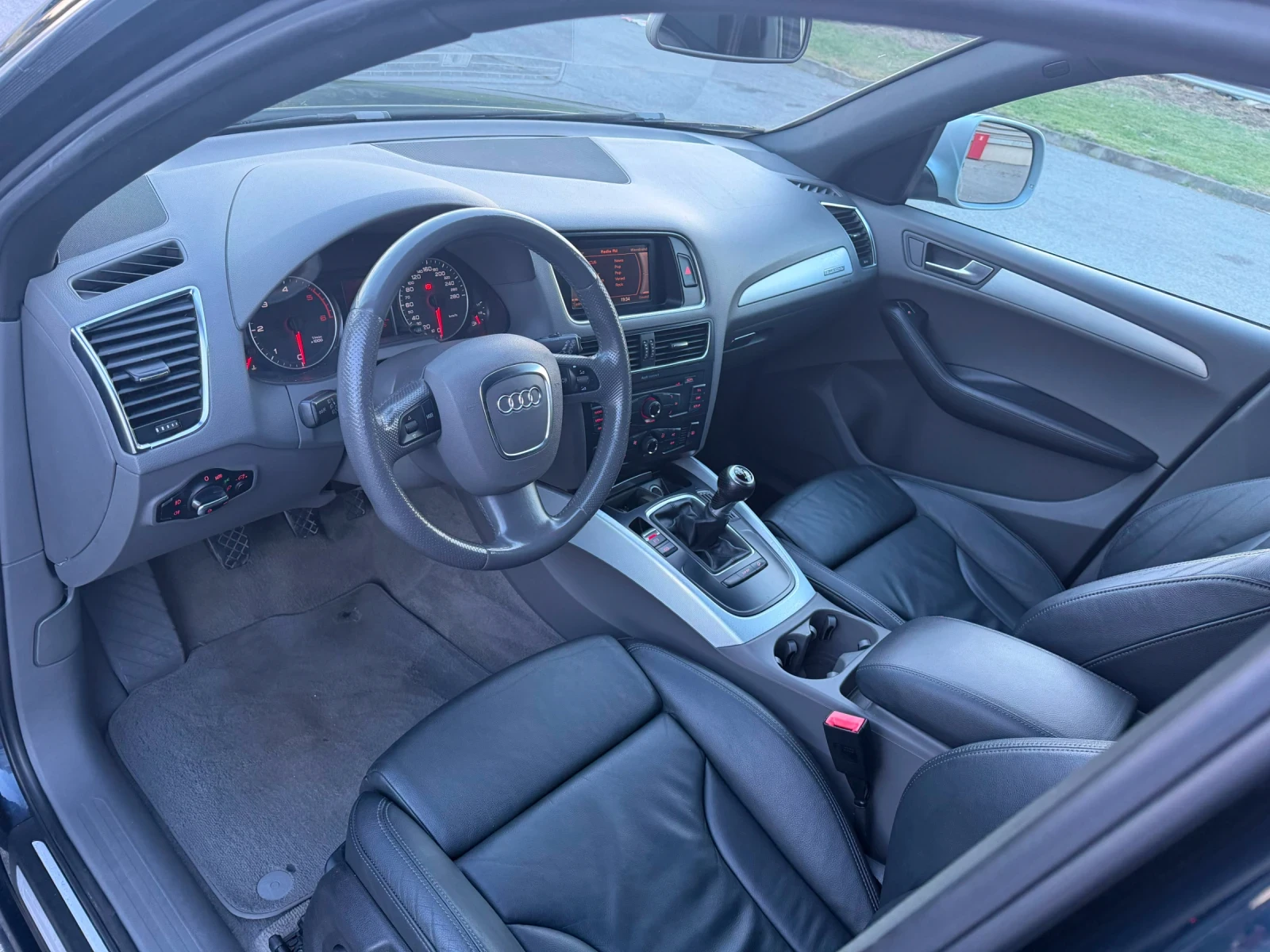 Audi Q5, снимка 10 - Автомобили и джипове - 55954403