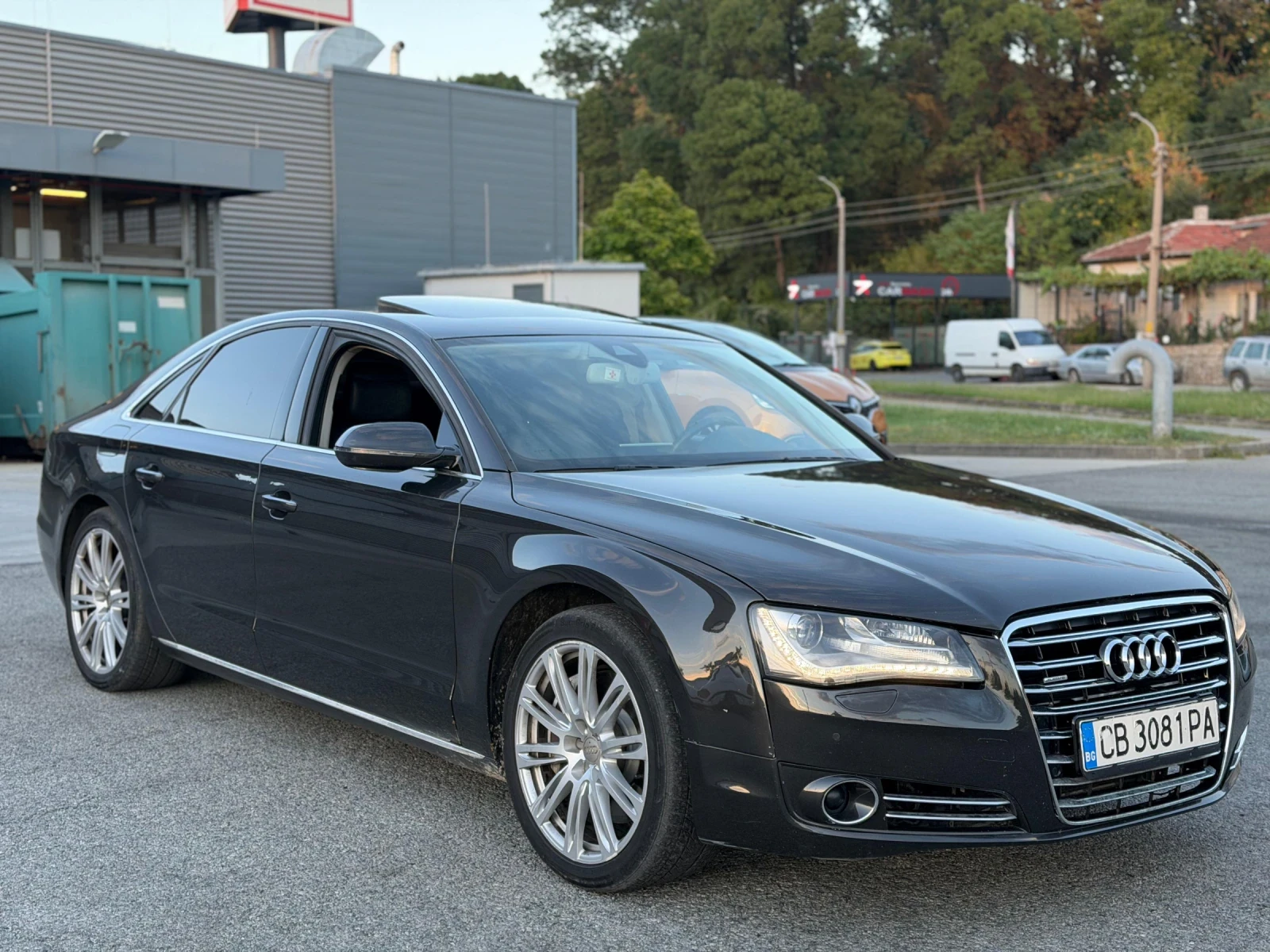 Audi A8, снимка 3 - Автомобили и джипове - 55954403
