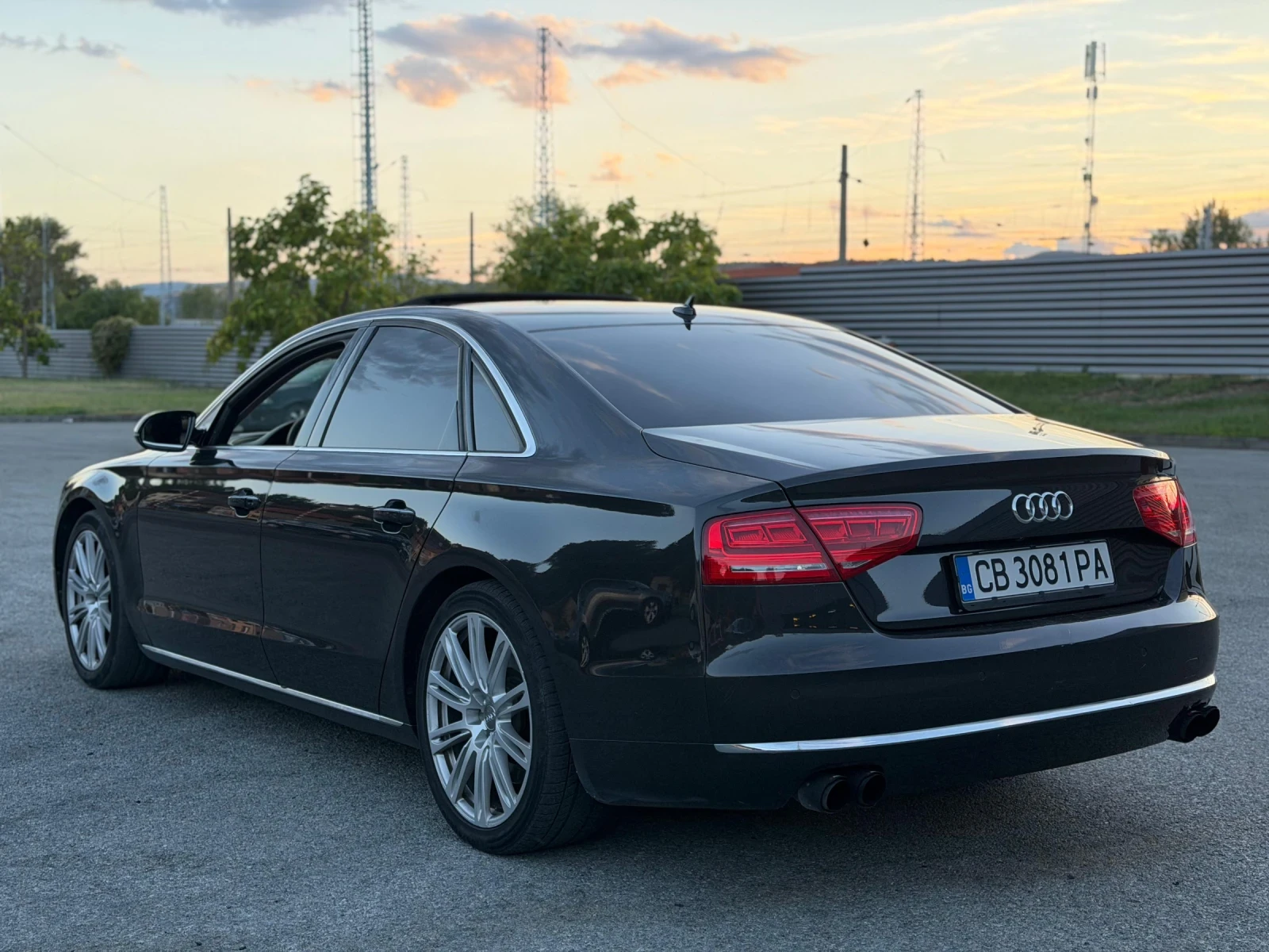 Audi A8, снимка 6 - Автомобили и джипове - 55954403