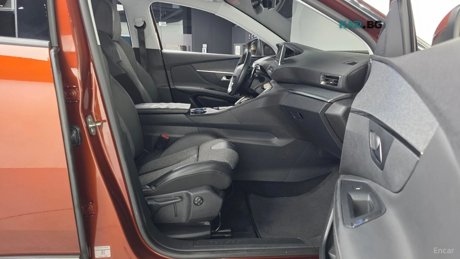 Peugeot 3008 GT LINE* КАМЕРА* ПАМЕТ* ПОДГРЕВ, снимка 11 - Автомобили и джипове - 55990954