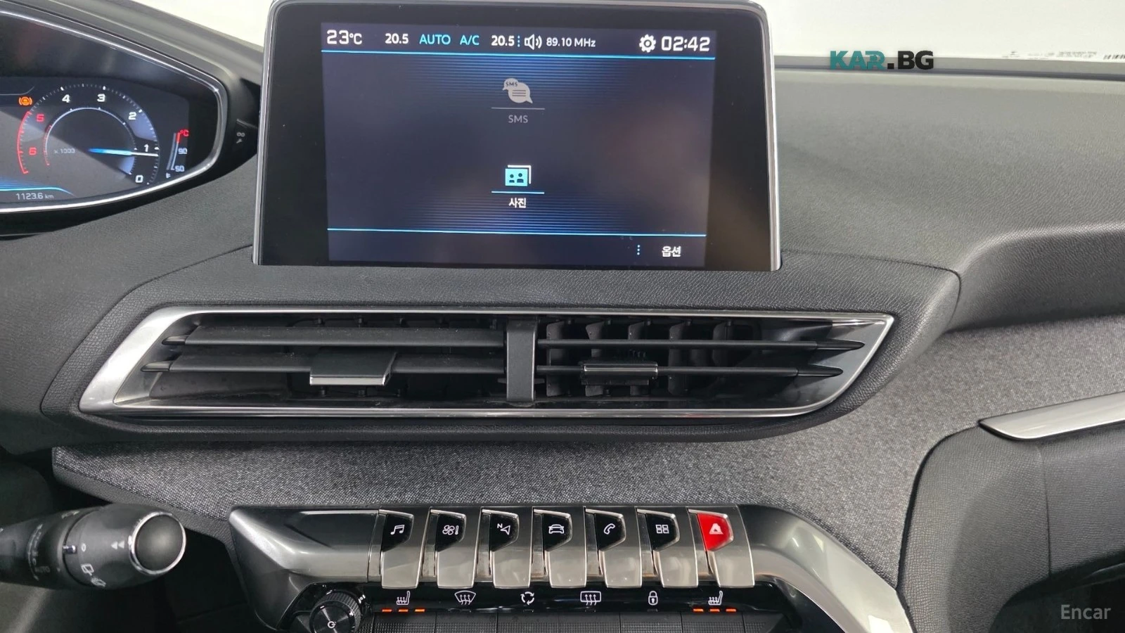 Peugeot 3008 GT LINE* КАМЕРА* ПАМЕТ* ПОДГРЕВ, снимка 14 - Автомобили и джипове - 55990954