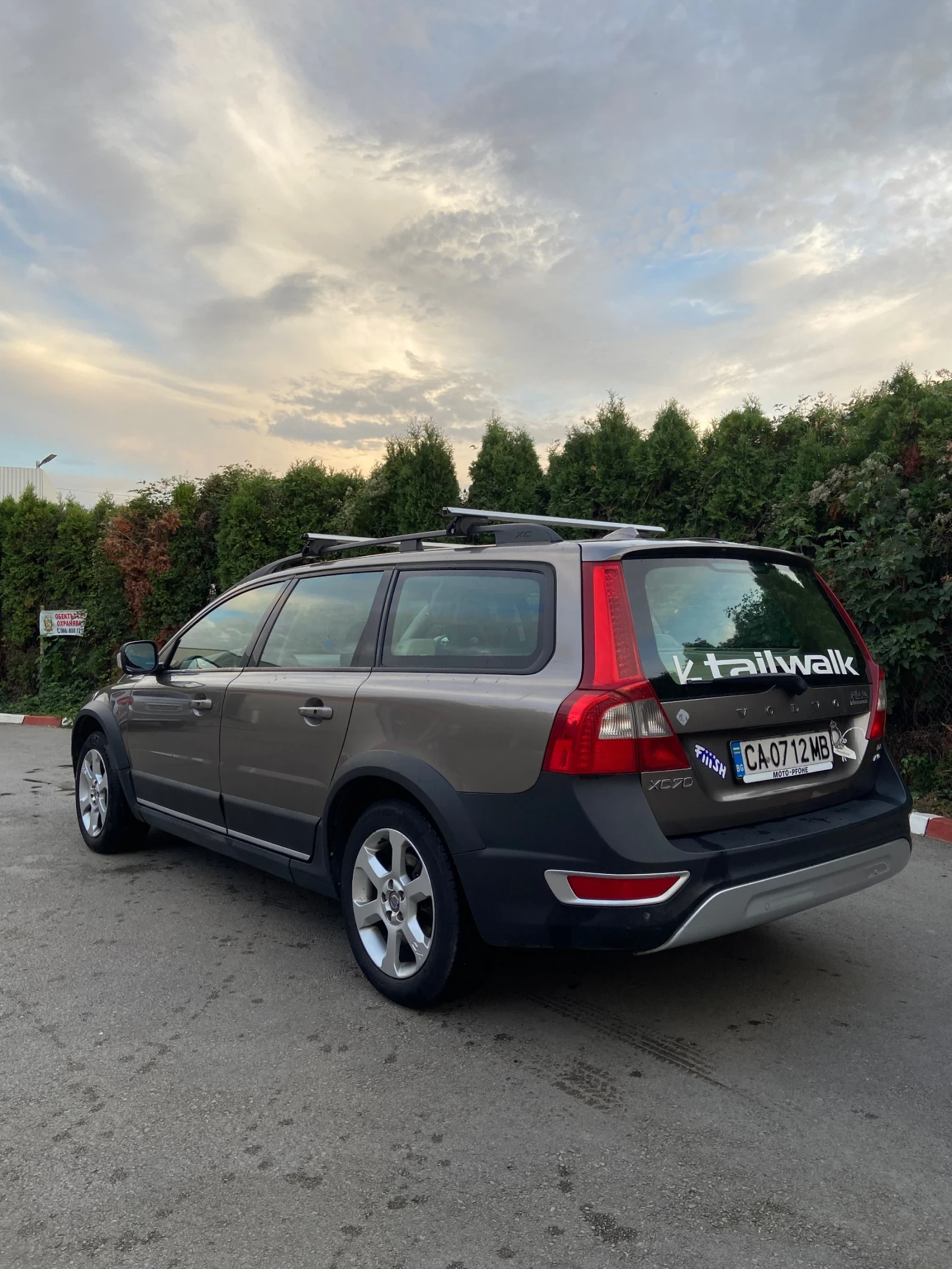 Volvo Xc70, снимка 5 - Автомобили и джипове - 56331380