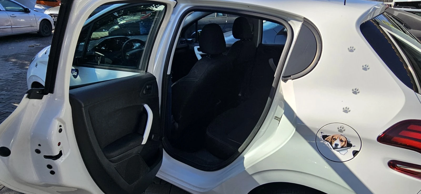 Peugeot 208 1.0 | Mobile.bg � ����������� 11