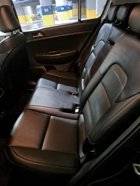 Kia Sportage 2.0 CRDI, снимка 9