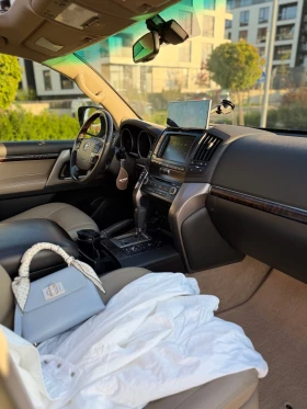Toyota Land cruiser V8 ОТ ПЪРВИ СОБСТВЕНИК, снимка 6