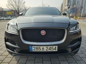 ������ Jaguar F-PACE