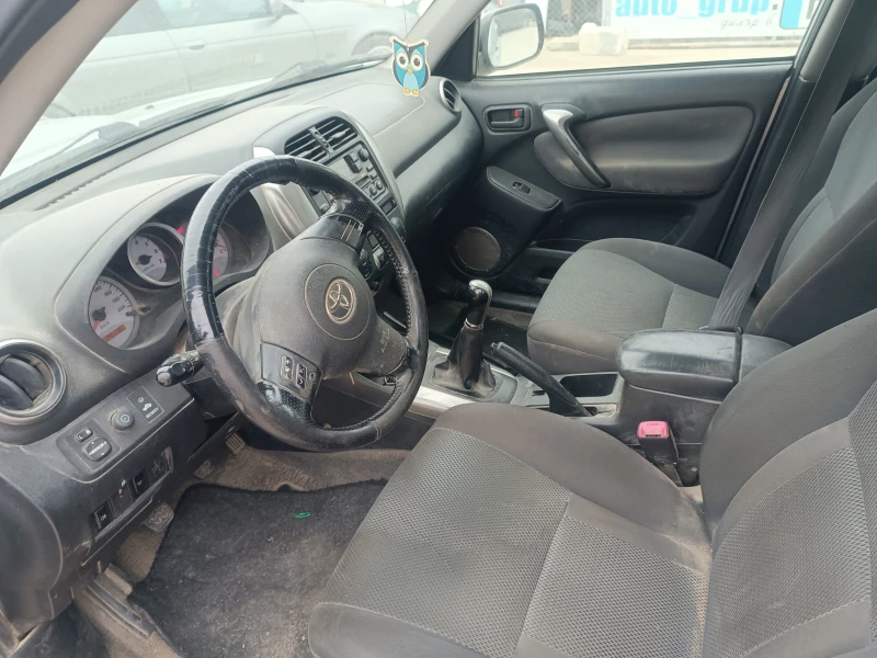 Toyota Rav4 2, 0 D4D, снимка 14 - Автомобили и джипове - 23221368