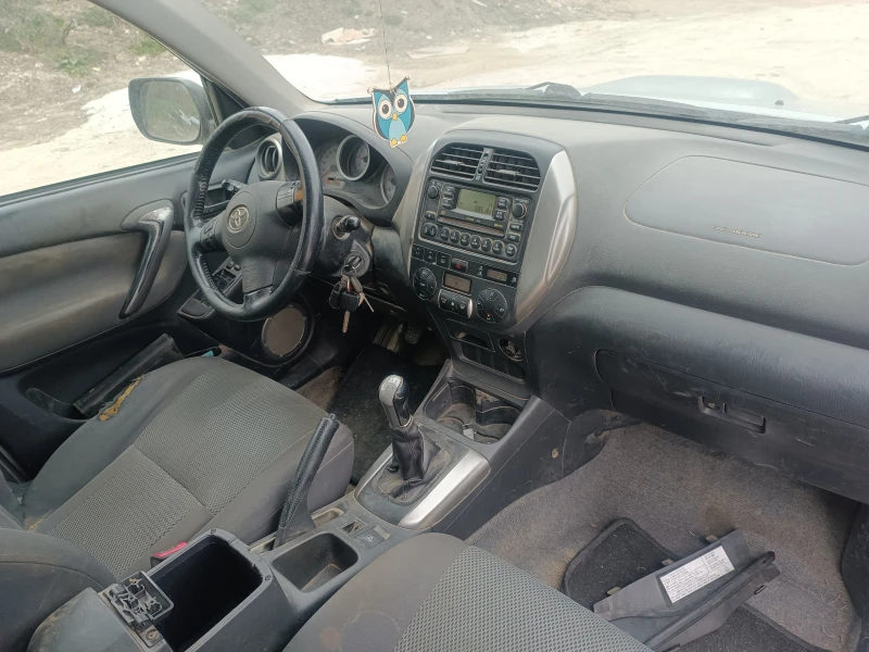 Toyota Rav4 2, 0 D4D, снимка 5 - Автомобили и джипове - 23221368