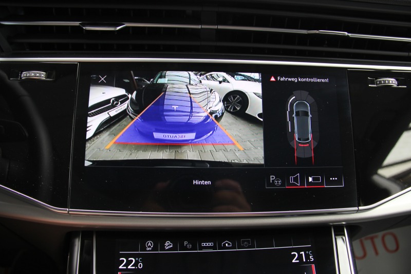 Audi Q8 5г Гаранция/55TFSI/Virtual/Panorama/Kamerа/, снимка 12 - Автомобили и джипове - 42336213