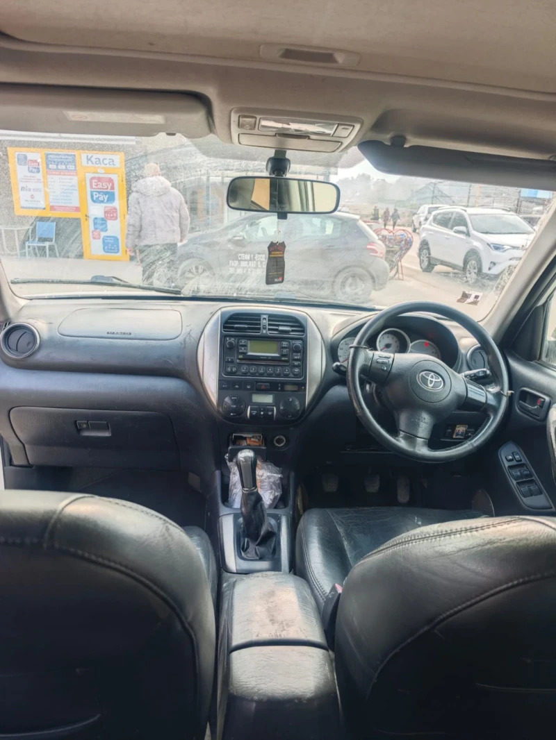 Toyota Rav4, снимка 9 - Автомобили и джипове - 49318999