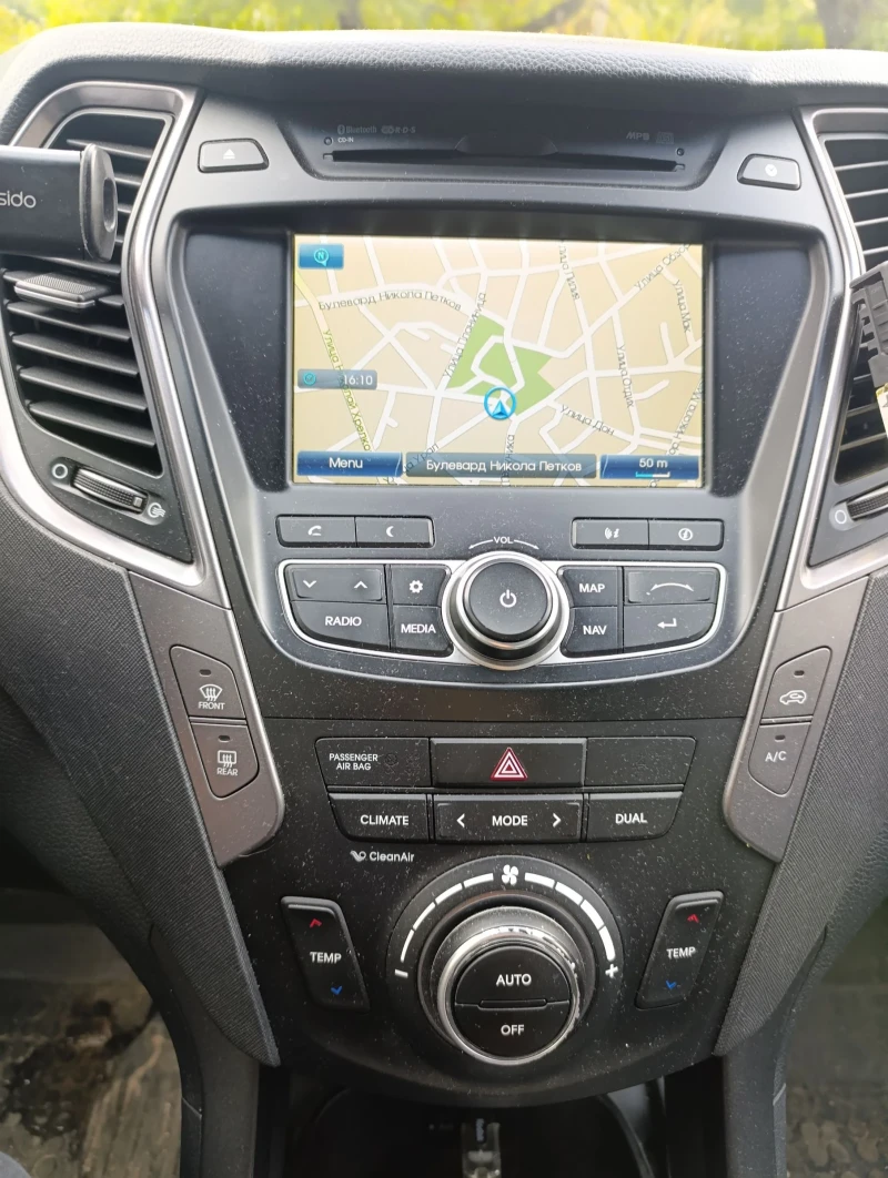 Hyundai Santa fe 2.2, снимка 7 - Автомобили и джипове - 52483583