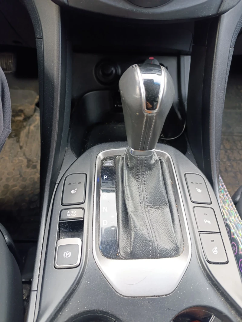 Hyundai Santa fe 2.2, снимка 8 - Автомобили и джипове - 52483583