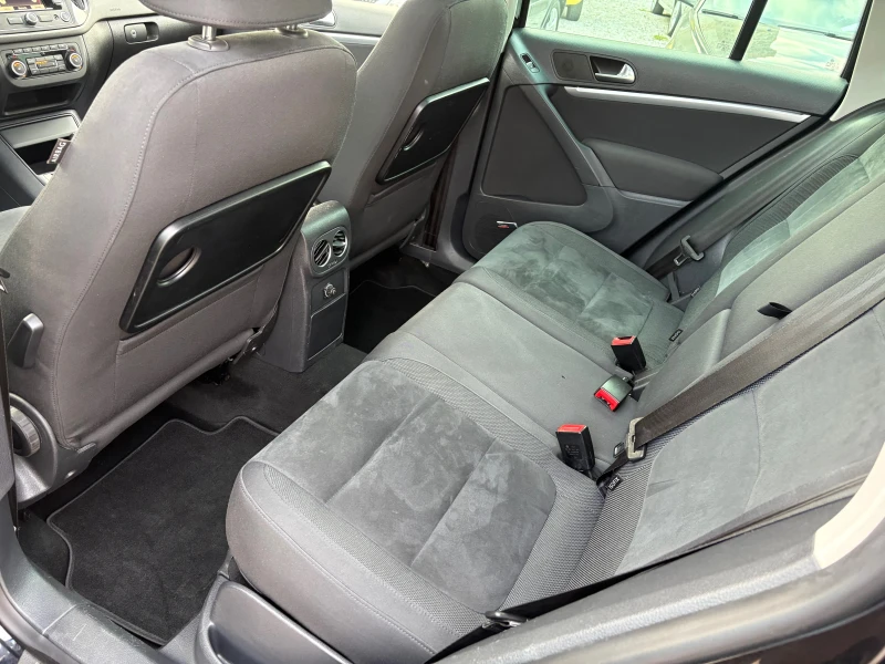 VW Tiguan 2.0TDI HIGH LINE, снимка 15 - Автомобили и джипове - 51997265