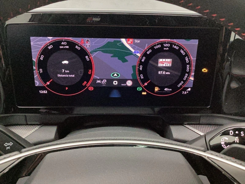 Skoda Kodiaq RS 2.0 TSI 4X4 PANORAMA HEAD UP MATRIX 7 МЕСТА, снимка 6 - Автомобили и джипове - 52406074