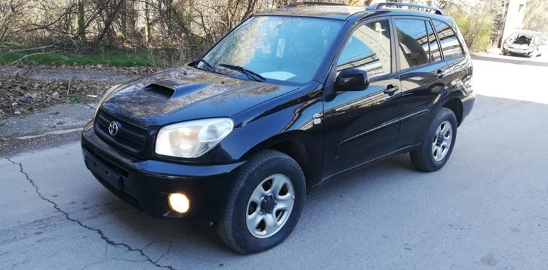 Toyota Rav4 2,0 D4D, снимка 3 - Автомобили и джипове - 23221368