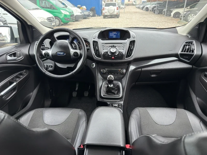 Ford Kuga 1.6 i Navi, снимка 11 - Автомобили и джипове - 55985460
