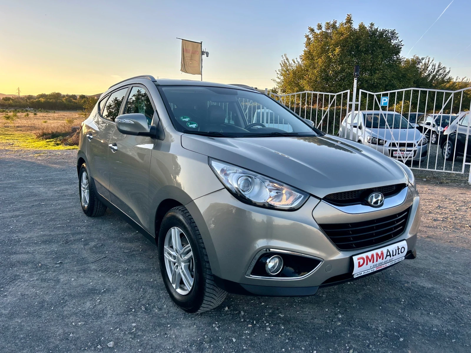 Hyundai IX35 2.0 - 184 * АВТОМАТИК* PREMIUM LUX * 4X4 - изображение 3