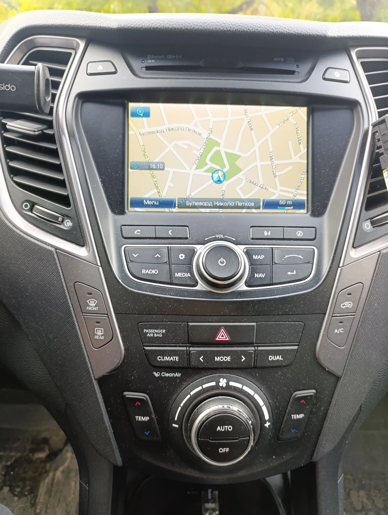 Hyundai Santa fe 2.2 - изображение 7