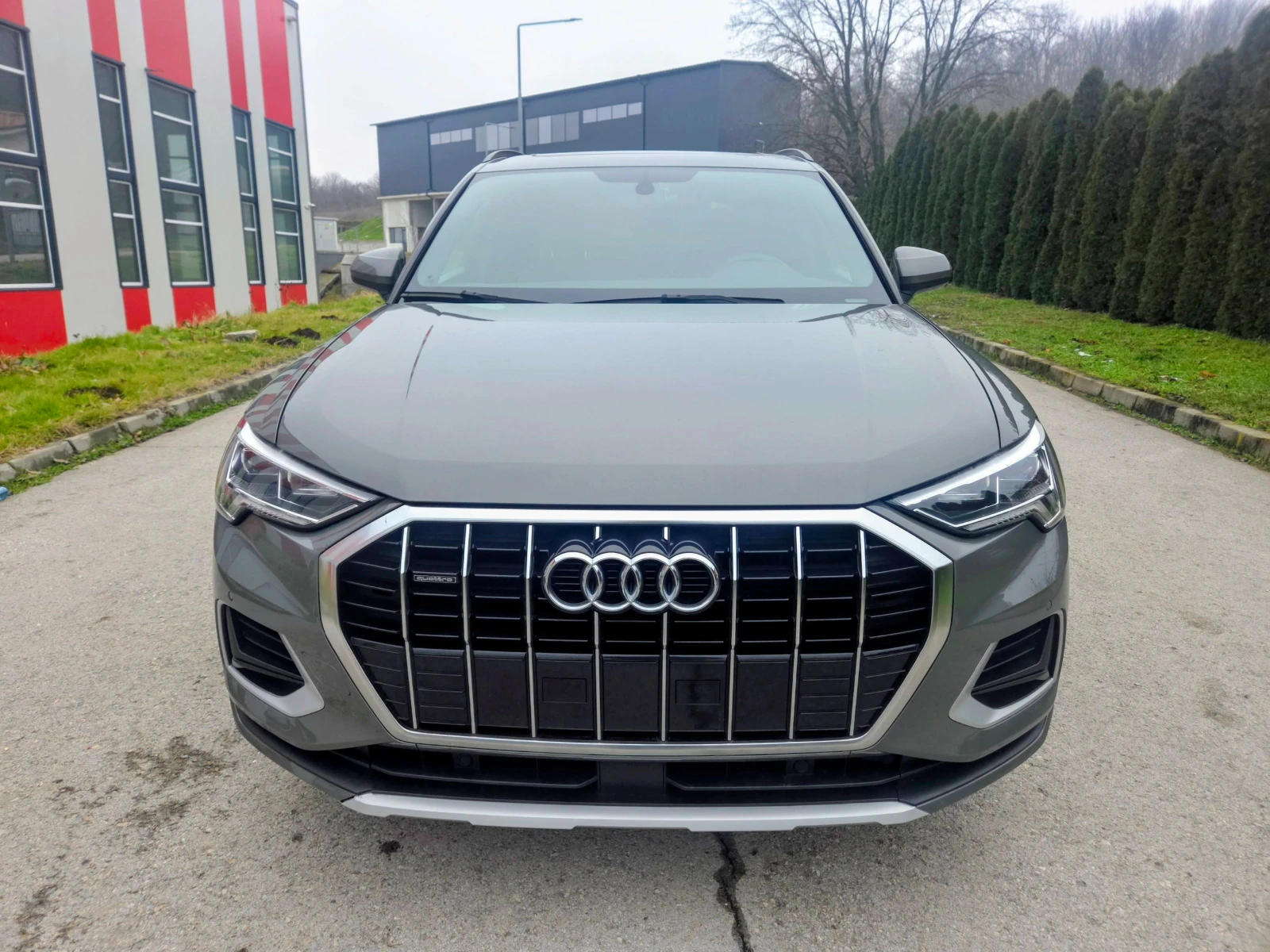 Audi Q3 Quattro ������ � ��������� ��  | Mobile.bg � ����������� 8