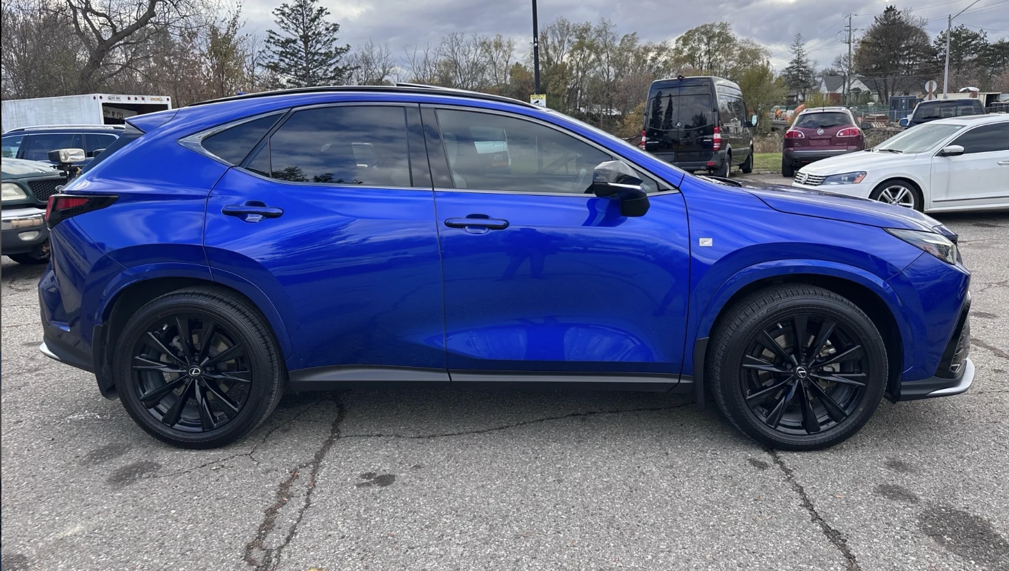 Lexus NX 350h F* SPORT* ПОДГРЕВ* ОБДУХВАНЕ* ДИСТРОНИК* 360КАМЕРА - изображение 4