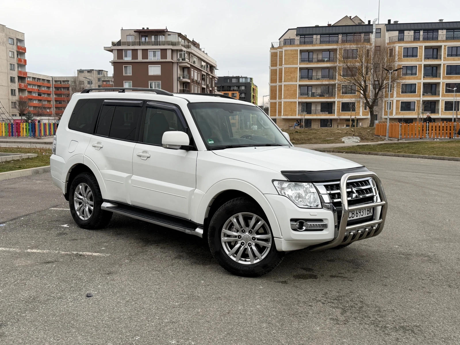 Mitsubishi Pajero V98W - изображение 2